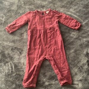 Maroon one piece for baby. Open back. Muslin. Long-sleeved
